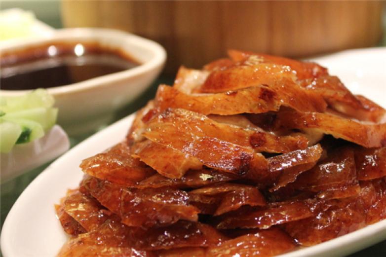 鸿运天外天烤鸭店